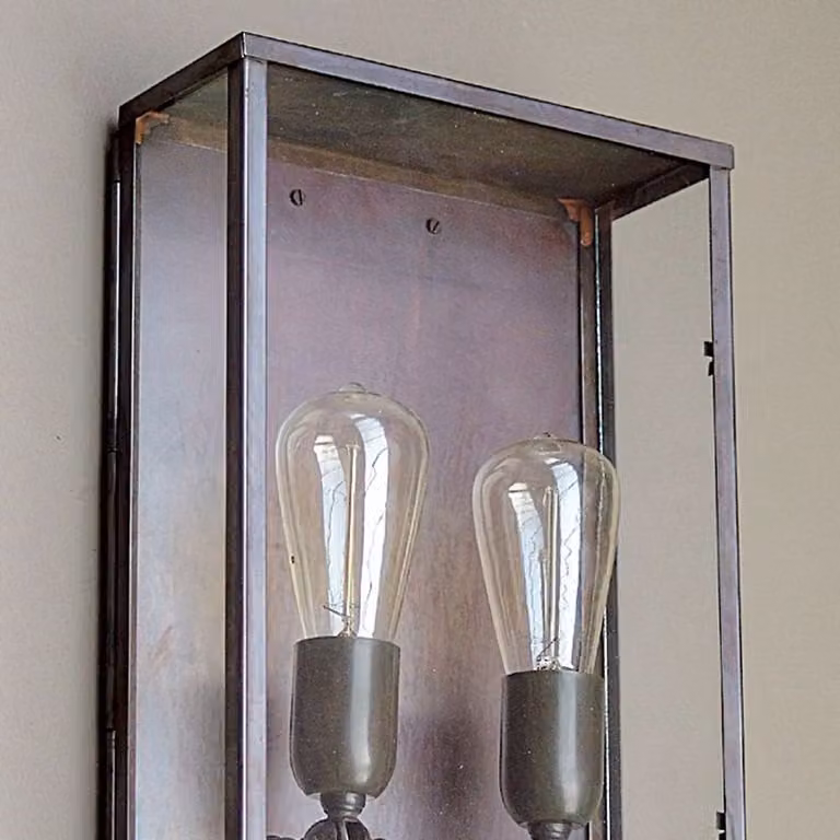 Authentage Vitrine 2L Large wandlamp voor in de tuin, industrieel metalen buitenlamp met transparant glas
