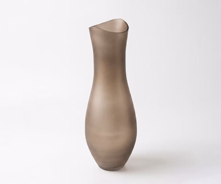 Delife Vaas Inclina Opal Glas Mondgeblazen B: 14 cm, D: 14 cm, H: 42 cm