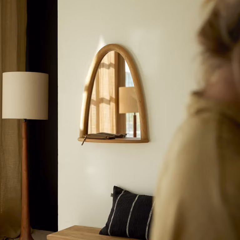 Tikamoon Spiegel van hout in bruin, Breedte: 68 cm, Hoogte: 55 cm