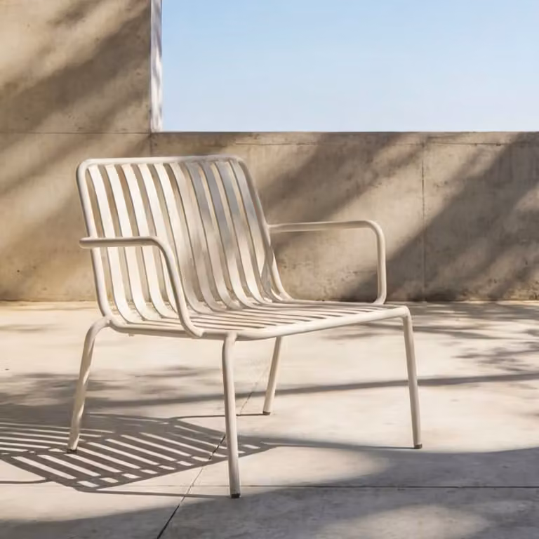 Tikamoon Gaby Lage tuinstoel met armleuningen - Beige - Metaal