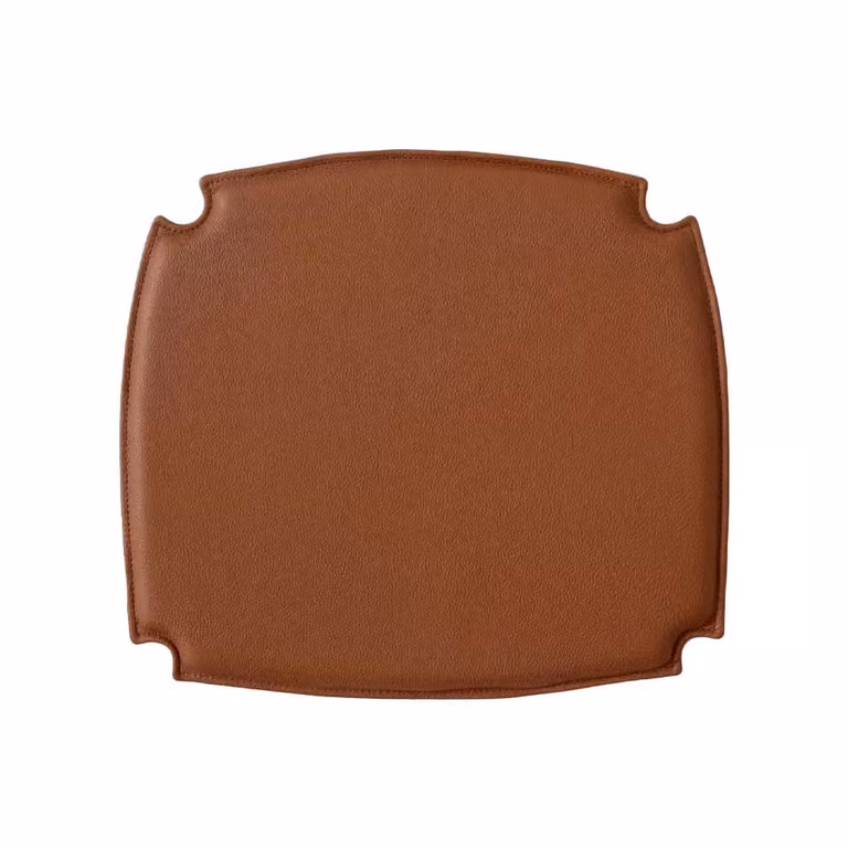 &Tradition Drawn HM3 kussen leer cognac bruin
