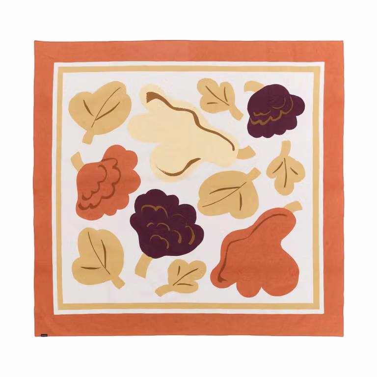 Marimekko Kukasta Kukkaan tafelkleed White-terrac-ochre-plum, 140 x 140 cm