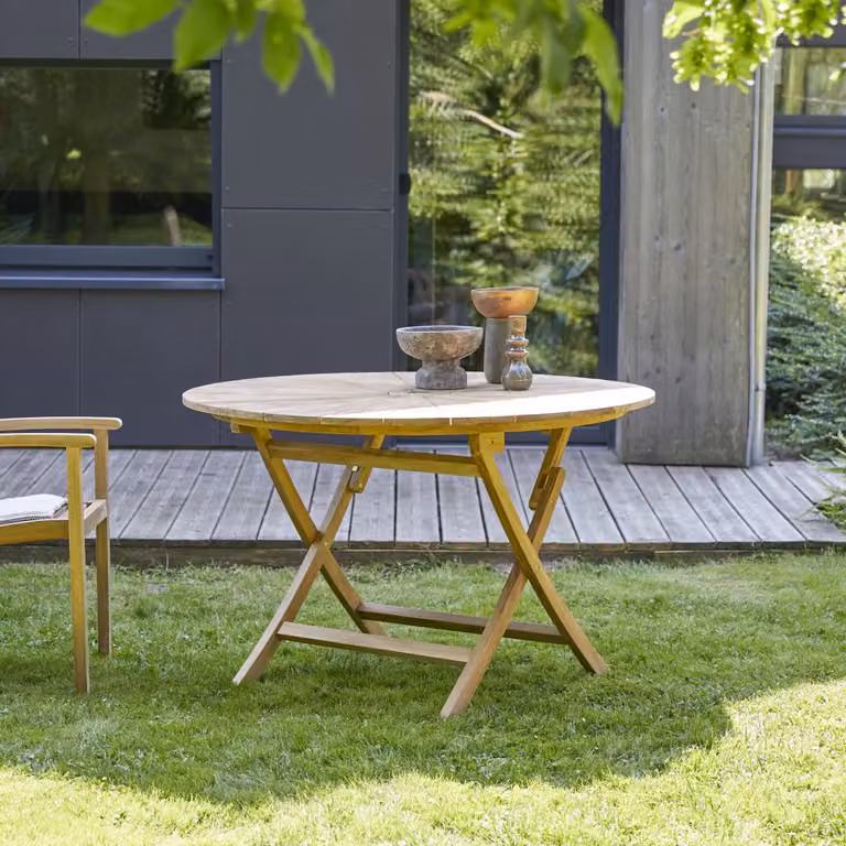 Tikamoon Andria Outdoor Klaptafel voor 6 personen - Teak - Bruin