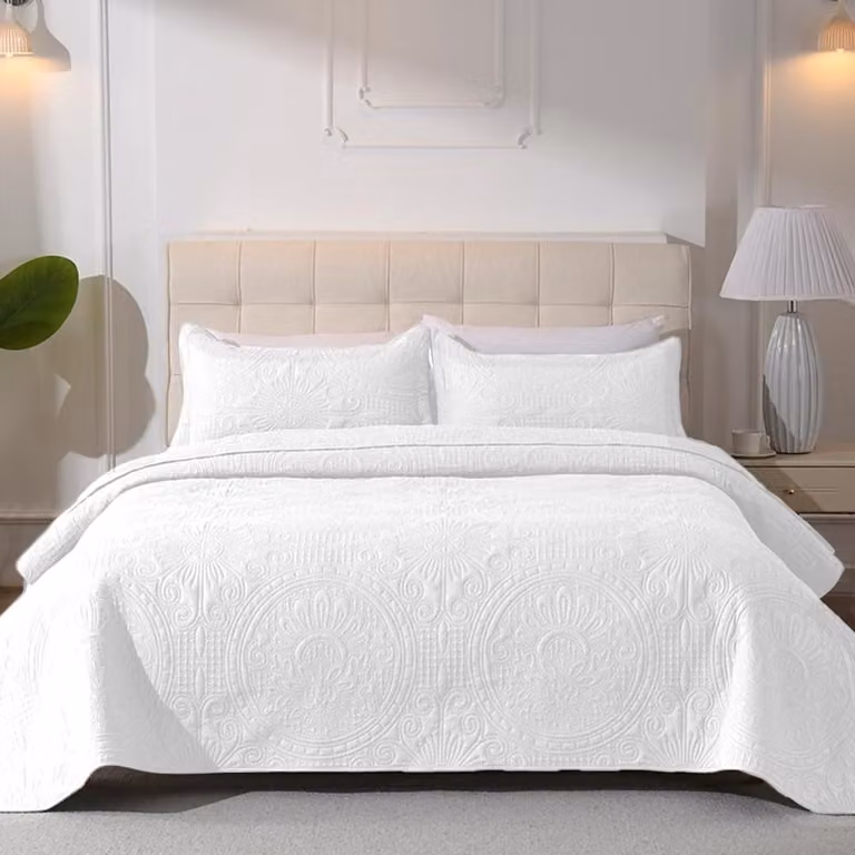 Wit lichtgewicht ademend zomerdekbed met patroon 240 x 260 cm