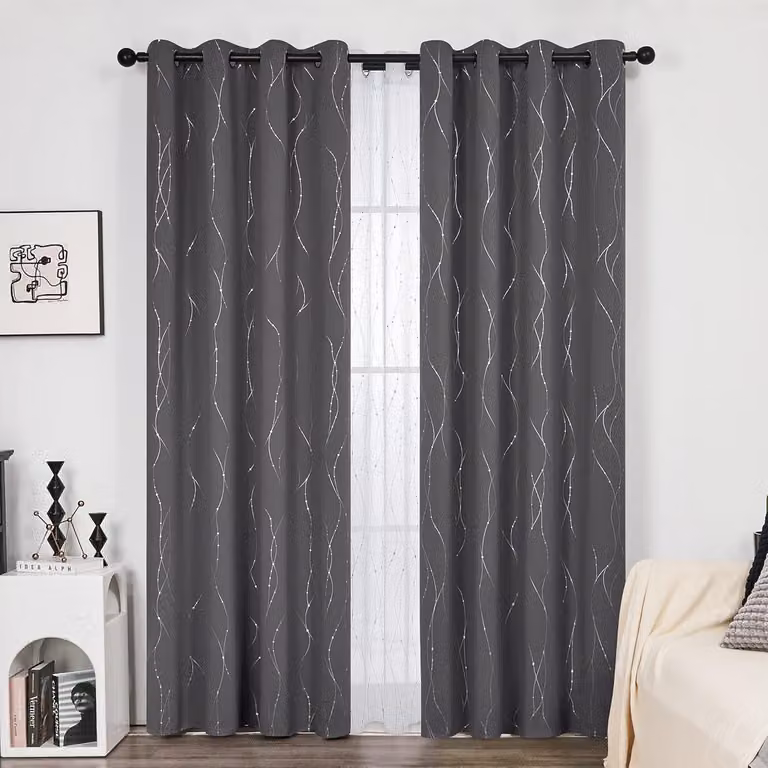 Set van 2 zwarte verduisterende gordijnen met zilveren stippen en thermische eigenschappen, Breedte: 140 cm, Hoogte: 245 cm